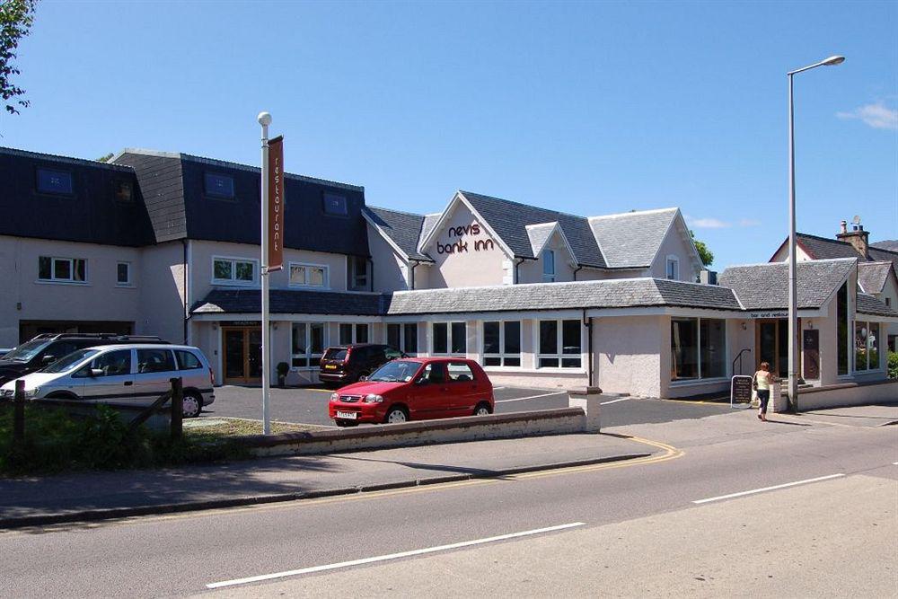 Nevis Bank Inn Fort William Exterior photo